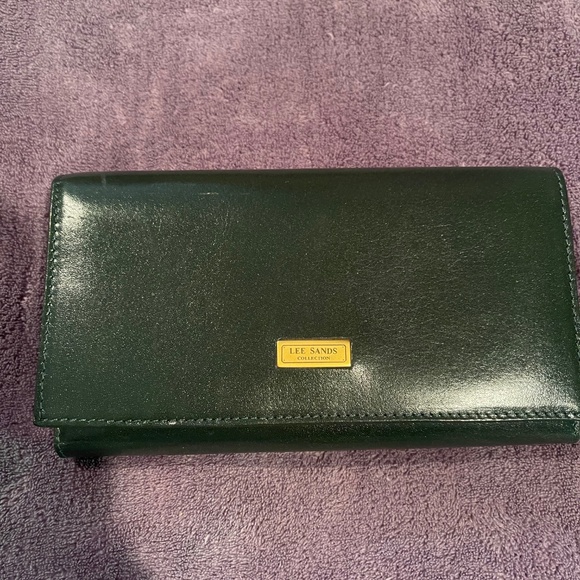 LEE SANDS green water buffalo wallet, never used, 7" x 4", smoke free home #7865 - Picture 1 of 4